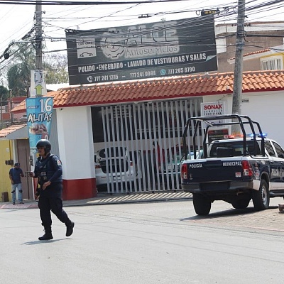 El asesinato provocó la movilización de varios policías, pero los homicidas huyeron.