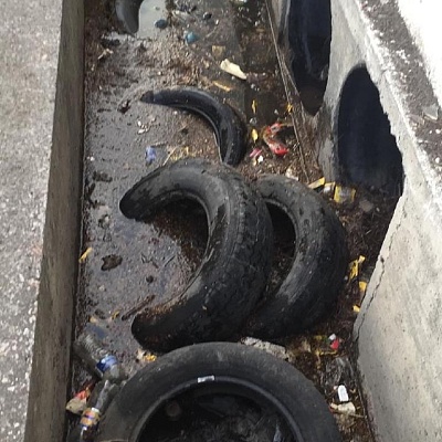 La contaminación afecta a vecinos de la zona, que reciben fétidos olores.