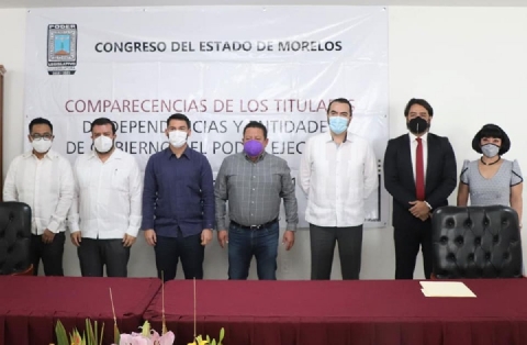 El secretario de Gobierno, en el Congreso local.